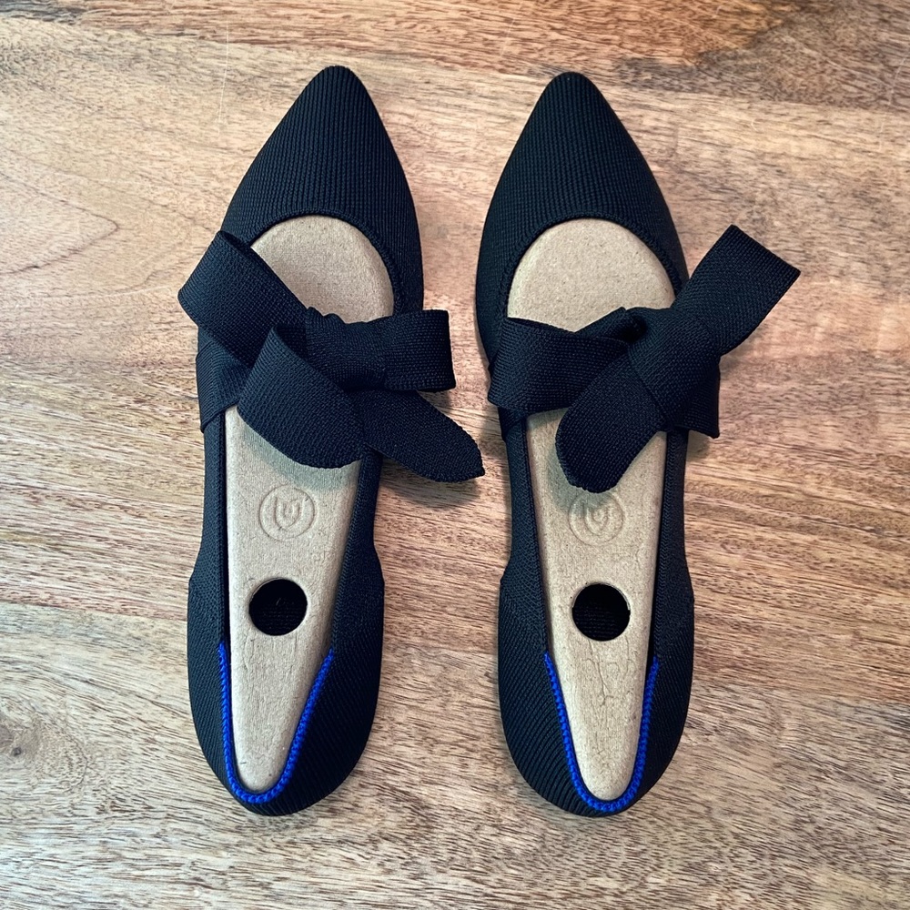 Rothy’s Black The Point Mary Jane Bow Tie Flats, size 6.5 NWT in box